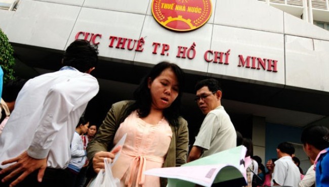 Chung chi cho cán bộ thuế, luật bất thành văn Chung chi cho cán bộ thuế, luật bất thành văn