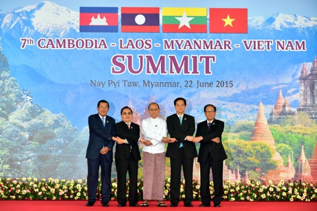 Việt Nam đề xuất ưu tiên hợp tác giữa 4 nước CLMV Thủ tướng Nguyễn Tấn Dũng cùng Lãnh đạo các nước Campuchia, Lào, Myanmar và Tổng Thư ký ASEAN Lê Lương Minh