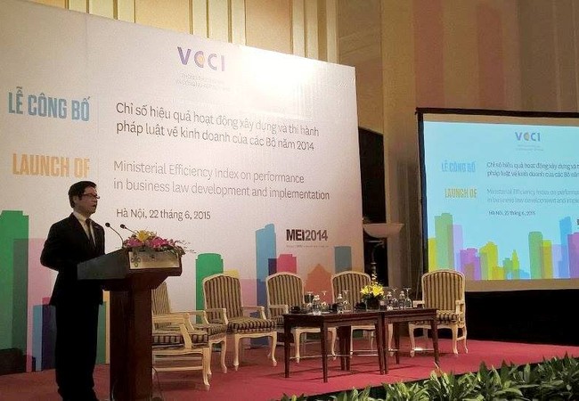 Bộ GTVT là “ngôi sao cải cách” về pháp luật 2014 Lễ công bố Chỉ số Xây dựng, thi hành pháp luật (MEI) 2014 được Phòng Thương mại và Công nghiệp Việt Nam công bố ngày 22/6
