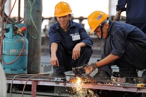 Tăng lương tối thiểu năm 2016 sẽ ở mức nào? Tăng lương tối thiểu năm 2016 sẽ ở mức nào?