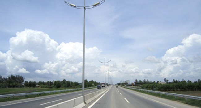 Cao tốc hơn 100km: Nhờ “rà soát”, giảm tới 2.500 tỷ đồng! Cao tốc hơn 100km: Nhờ “rà soát”, giảm tới 2.500 tỷ đồng!