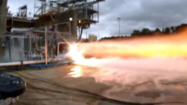NASA thử nghiệm động cơ tên lửa in 3-D NASA thử nghiệm động cơ tên lửa in 3-D - Ảnh cắt ra từ clip của NASA