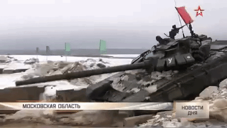 Video Tăng T-80 thất bại trước tăng T-72 Tăng T-72 dũng mãnh vượt hào nước