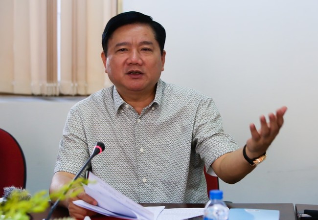 Video 'Bài kiểm tra đầu tiên' của ông Thăng với cấp dưới Video 'Bài kiểm tra đầu tiên' của ông Thăng với cấp dưới