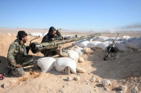 Video từ Syria: Chiến sự vẫn ác liệt trên đường tới Aleppo, Raqqa Video từ Syria: Chiến sự vẫn ác liệt trên đường tới Aleppo, Raqqa