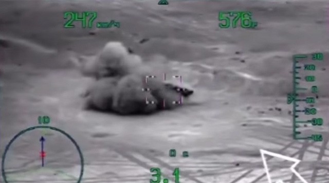 Video chiến đấu cơ Nga dội bom thành cổ Palmyra Video chiến đấu cơ Nga dội bom thành cổ Palmyra