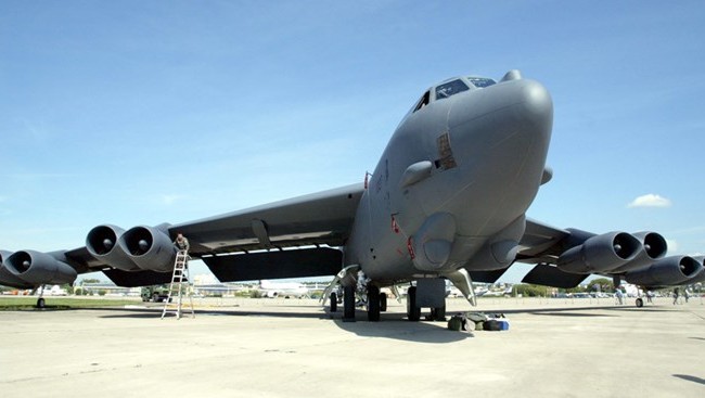 Video Máy bay ném bom B-52 của Mỹ. (Nguồn: Reuters)