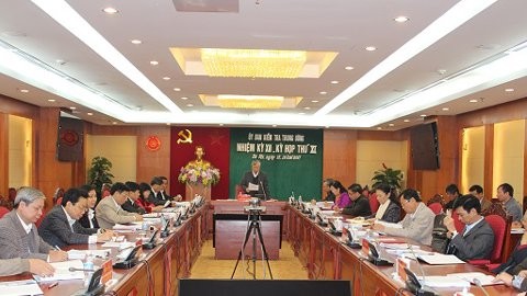 Vụ Formosa: Yêu cầu xem xét trách nhiệm các ông Võ Kim Cự, Nguyễn Minh Quang Ủy ban Kiểm tra Trung ương đã họp kỳ thứ 11 dưới sự chủ trì của Chủ nhiệm UB Trần Quốc Vượng.