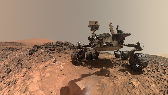 NASA tiết lộ những hình ảnh đầu tiên của mô hình robot thăm dò dành cho sao Hỏa Robot thăm dò mới sẽ sử dụng công nghệ có tên là "Depot catching", cho phép nó sử dụng máy khoan để lấy mẫu đất từ các vùng chiến lược trên hành tinh đỏ.