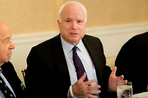 Thượng nghị sỹ John McCain sẽ điều trần về vấn đề nguy cơ đe dọa từ tin tặc Thượng nghị sỹ John McCain.