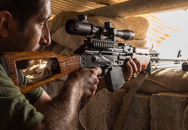 Sniper IS dùng vũ khí Nga trên chiến trường Syria Ảnh minh họa
