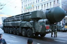 Nga ém giữ “bàn tay tử thần” khiến Mỹ-NATO khiếp sợ Tên lửa đạn đạo liên lục địa mang đầu đạn hạt nhân của Nga