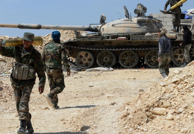 Quân đội Syria đánh bại thành trì lớn nhất của IS ở Homs Quân đội Syria đang gặt hái những chiến quả mới