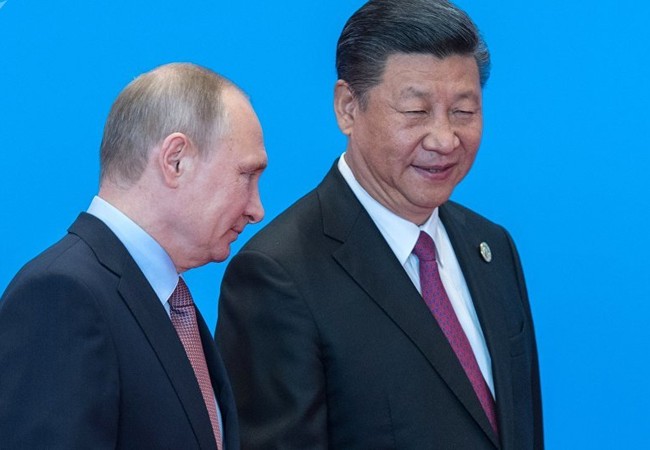 Nga Nga và Trung Quốc dường như đang trong "tuần trăng mật" quan hệ nhưng thực tế chưa hẳn như vậy