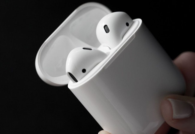 Tại sao Apple chưa bán ra tai nghe Bluetooth Airpods? Tại sao Apple chưa bán ra tai nghe Bluetooth Airpods?