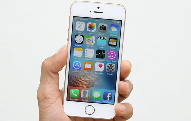 iPhone SE giảm giá sốc 3 triệu đồng đón iPhone 7 iPhone SE giảm giá sốc 3 triệu đồng đón iPhone 7