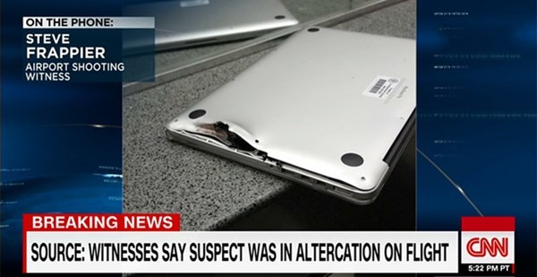 Thoát tử thần trong gang tấc nhờ MacBook Pro Chiếc MacBook Pro bị hư hỏng nặng sau phát súng.