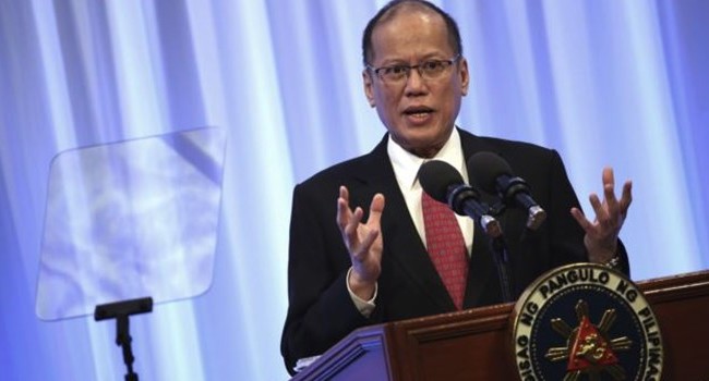 Tổng thống Philippines “ám chỉ” Trung Quốc với Đức Quốc Xã Tổng thống Philippines Benigno Aquino phát biểu tại phiên họp đặc biệt của Hội nghị quốc tế về "Tương lai của châu Á" tại Tokyo, ngày 3/6/2015. Ảnh AP