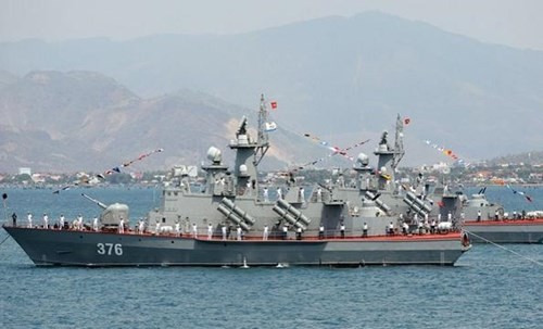 Tên lửa mới cho Molniya Việt Nam: BrahMos hay Yakhont, Club? Tàu cao tốc tên lửa lớp Molniya của hải quân Việt Nam