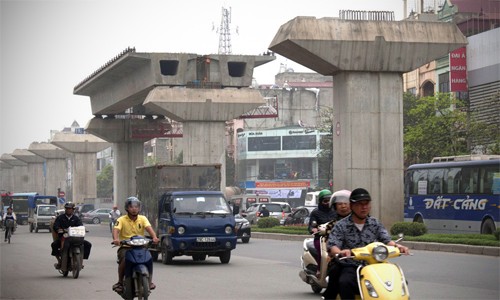 Thủ tướng: ‘Việt Nam kiểm soát tốt nợ công’ Thủ tướng cho biết nợ công của Việt Nam chủ yếu dành cho phát triển kết cấu hạ tầng Ảnh: Bá Đô