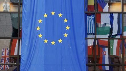 EU đau đớn ra đòn, Nga giận dữ thề trả đũa EU đau đớn ra đòn, Nga giận dữ thề trả đũa