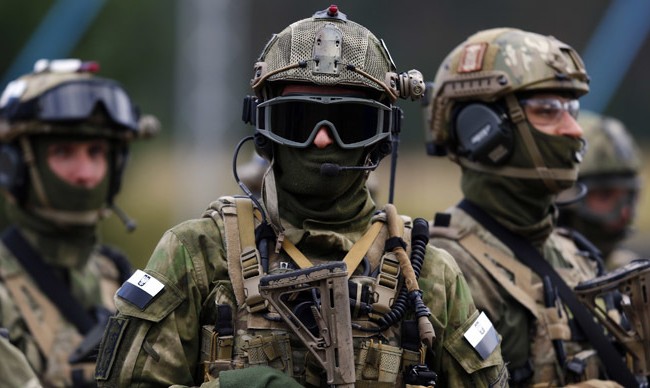 NATO định điều 40.000 lính đặc nhiệm tới Đông Âu NATO định điều 40.000 lính đặc nhiệm tới Đông Âu