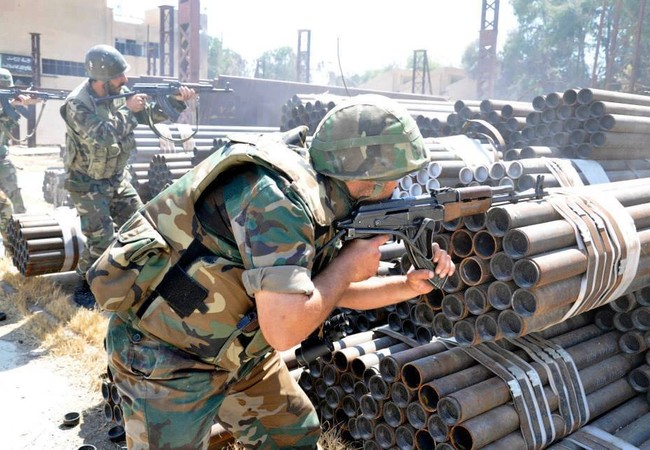 Video quân Syria quyết liệt tấn công, IS chống trả dữ dội Video quân Syria quyết liệt tấn công, IS chống trả dữ dội