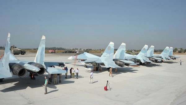Nga không kích một ngày bằng Liên minh ném bom 2 tuần Nga không kích một ngày bằng Liên minh ném bom 2 tuần
