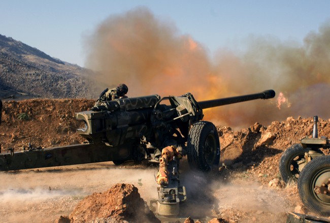 Bão lửa trên từng mét đất trong cuộc chiến Syria Bão lửa trên từng mét đất trong cuộc chiến Syria