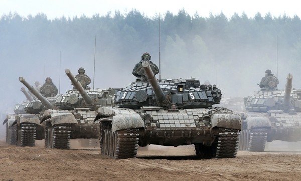 Sốc: Xuất hiện xe tăng “lạ” ở Syria Sốc: Xuất hiện xe tăng “lạ” ở Syria