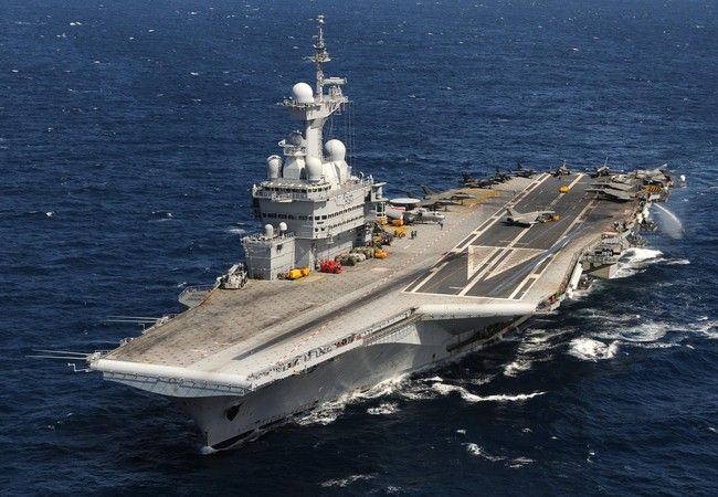Tàu sân bay Tàu sân bay "Charles de Gaulle" bắt đầu chiến dịch chống IS tại Syria