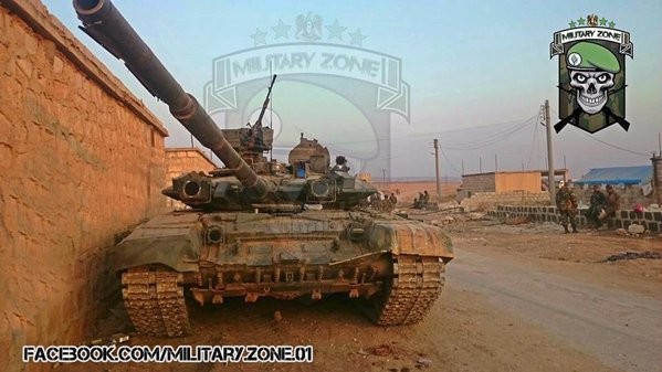 Cuộc chiến Syria tăng nhiệt với xe tăng T-90 ở Aleppo Cuộc chiến Syria tăng nhiệt với xe tăng T-90 ở Aleppo