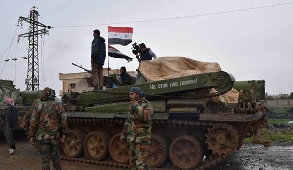 Quân đội Syria vây lấn IS dưới mưa bom không quân Nga Quân đội Syria vây lấn IS dưới mưa bom không quân Nga