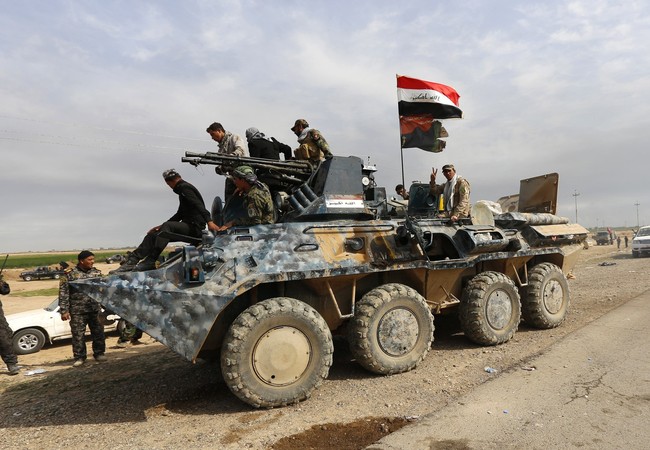 Những gói quà trên trời dành cho IS Lực lượng dân quân Shiite và an ninh Iraq