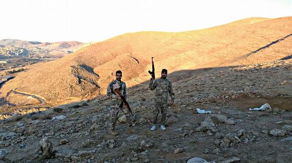 Quân đội Syria cắt đứt đường vào Đông Ghouta Quân đội Syria cắt đứt đường vào Đông Ghouta