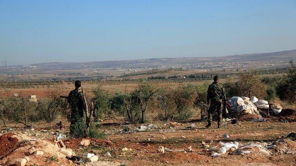 Quân đội Syria chiếm chốt chiến lược trên tuyến huyết mạch Aleppo-Damacus Quân đội Syria chiếm chốt chiến lược trên tuyến huyết mạch Aleppo-Damacus