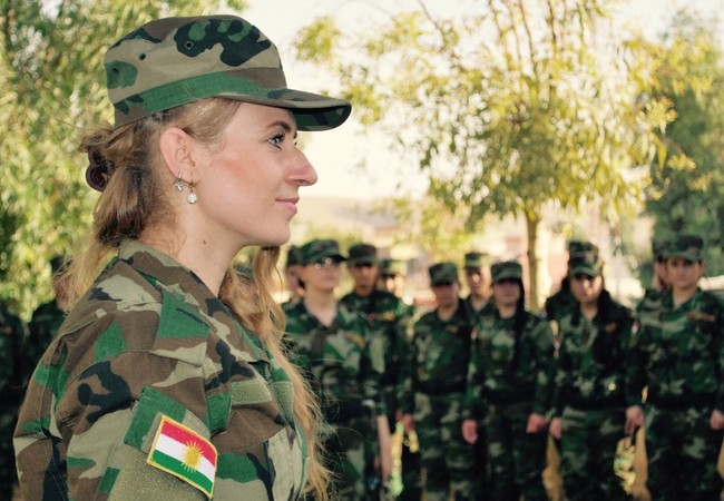 Video: Nữ chiến binh lữ đoàn Sun Brigade người Kurd Video: Nữ chiến binh lữ đoàn Sun Brigade người Kurd