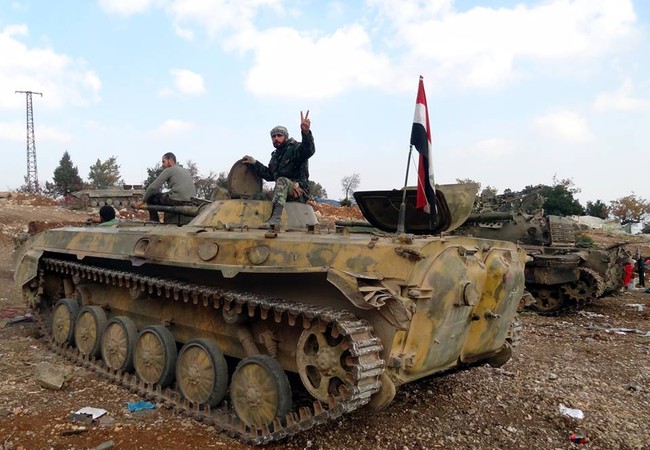 Video: Quân đội Syria chuẩn bị tấn công Quraytayn Video: Quân đội Syria chuẩn bị tấn công Quraytayn