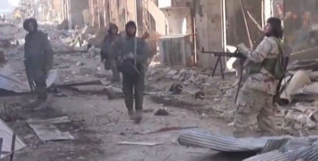 Trận chiến địa ngục ở thành phố Deir Ezzor vẫn dâng trào dữ dội Trận chiến địa ngục ở thành phố Deir Ezzor vẫn dâng trào dữ dội