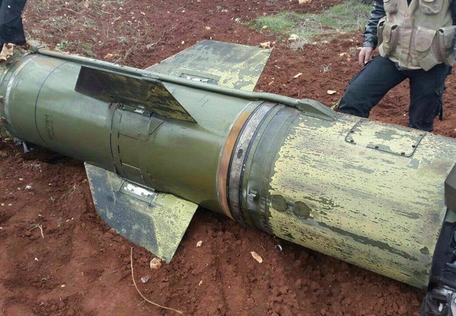 Quân đội Syria sử dụng tên lửa đạn đạo tấn công Al Nusra Quân đội Syria sử dụng tên lửa đạn đạo tấn công Al Nusra