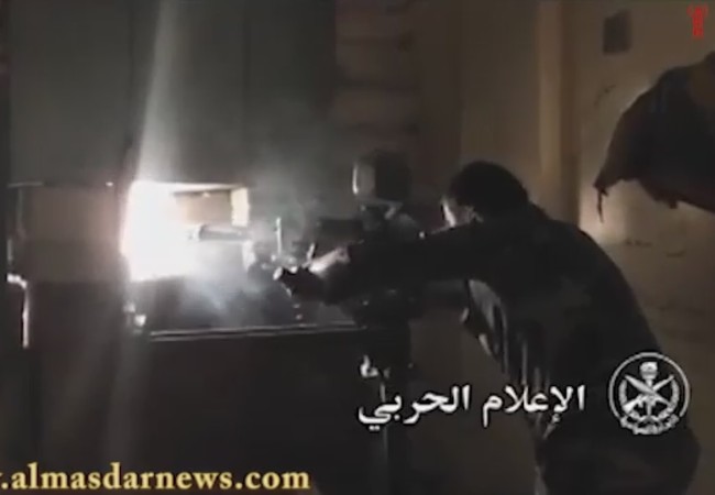 Quân đội Syria tấn công Sheikh Miskeen, diệt 20 tay súng Hồi giáo cực đoan Quân đội Syria tấn công Sheikh Miskeen, diệt 20 tay súng Hồi giáo cực đoan
