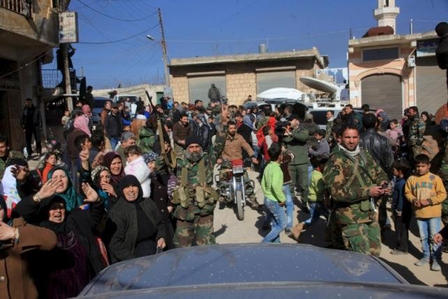 Quân đội Syria mở rộng truy quét ngoại vi hai thị trấn Nubul và al-Zahra Quân đội Syria mở rộng truy quét ngoại vi hai thị trấn Nubul và al-Zahra