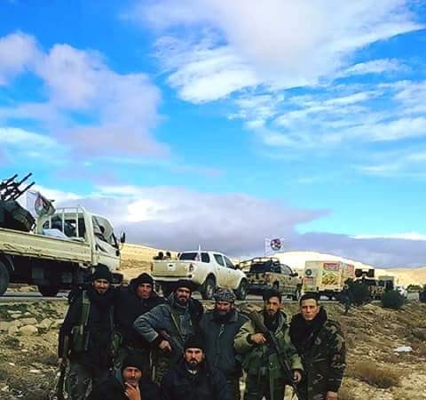 Quân đội Syria quyết báo thù vụ IS hành quyết 200 binh sĩ ở sân bay Tabaqa Quân đội Syria quyết báo thù vụ IS hành quyết 200 binh sĩ ở sân bay Tabaqa