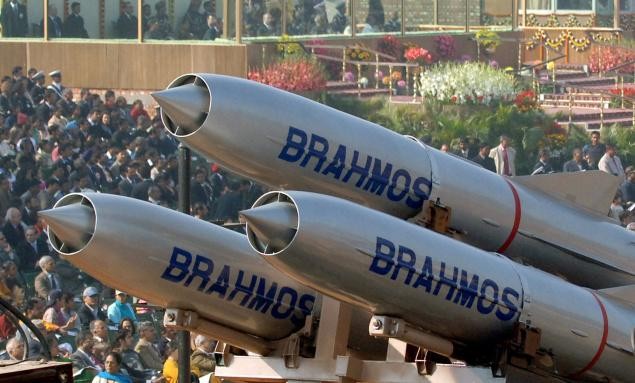 Khám phá bí mật tên lửa hành trình siêu thanh “BrahMos” của Ấn Độ Khám phá bí mật tên lửa hành trình siêu thanh “BrahMos” của Ấn Độ