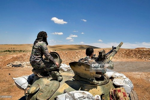 Games over: Lực lượng Tigers và Hezbollah cắt đường tiếp vận của IS vào Palmyra Games over: Lực lượng Tigers và Hezbollah cắt đường tiếp vận của IS vào Palmyra