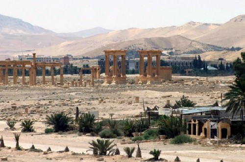 Video + Ảnh: Quân đội Syria đánh vào trung tâm thành phố Palmyra Video + Ảnh: Quân đội Syria đánh vào trung tâm thành phố Palmyra