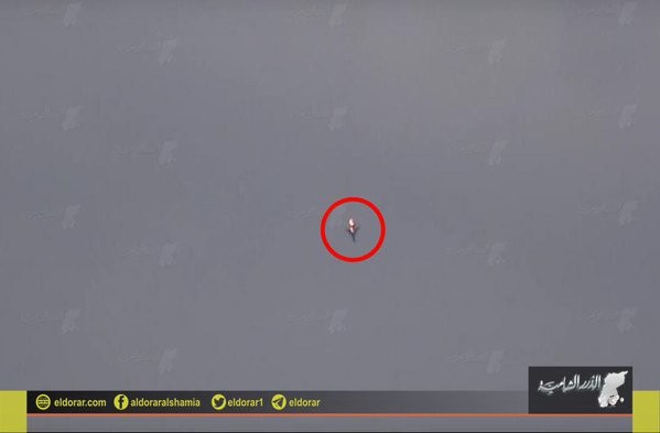 Sốc: Al-Nusra sử dụng tên lửa vác bắn rơi máy bay Su-22 Syria Sốc: Al-Nusra sử dụng tên lửa vác bắn rơi máy bay Su-22 Syria