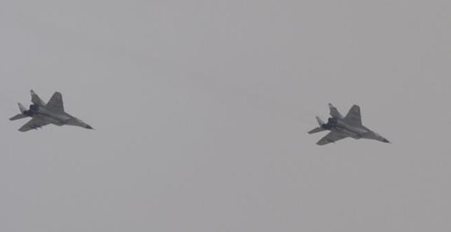 Không quân Syria liên tục không kích IS ngoại vi Damascus Không quân Syria liên tục không kích IS ngoại vi Damascus