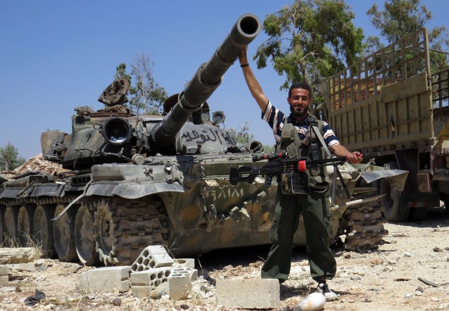 Thiếu cố vấn Nga, quân đội Syria sa lầy trong chiến lược Thiếu cố vấn Nga, quân đội Syria sa lầy trong chiến lược