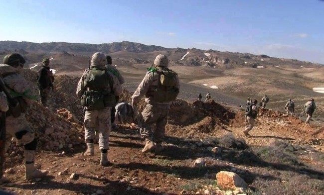 Lực lượng Hezbollah tăng cường binh lực ở Nam Aleppo (Video) Lực lượng Hezbollah tham gia chiến đấu trên chiến trường Aleppo